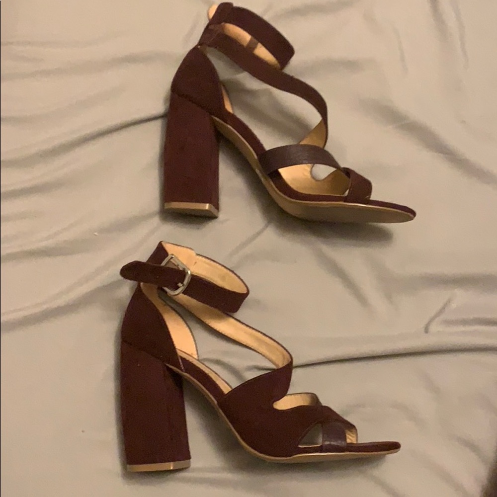 Maroon/burgundy/wine suede,strappy chunky heel